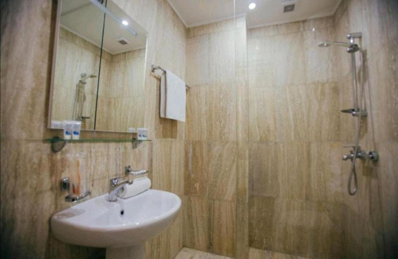 Appartement Batymi Lux à Batoumi Extérieur photo